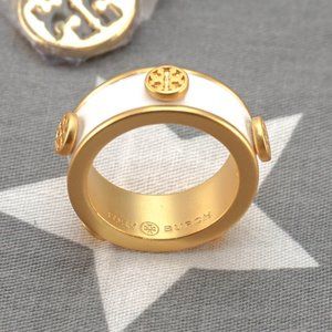 Tory Burch Kira Enamel Ring in Ivory White